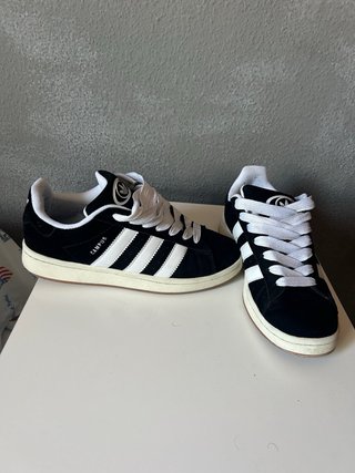 Zapatillas Adidas Campus 00s Negras y Blancas