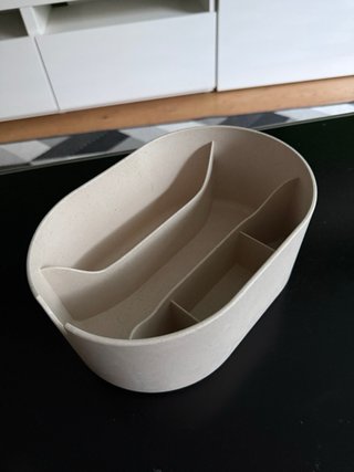 Organizador IKEA con espejo y tapa corcho
