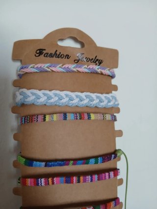 Pulseras.