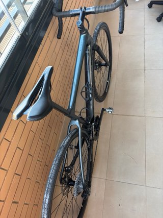Bicicleta Gravel Giant Carbono
