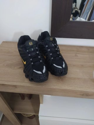 Scarpe Nike Shox TL Nere Oro Tg 43