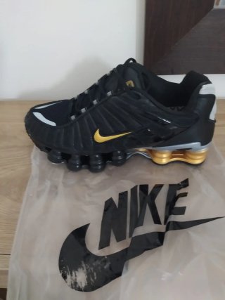 Scarpe Nike Shox TL Nere Oro Tg 43