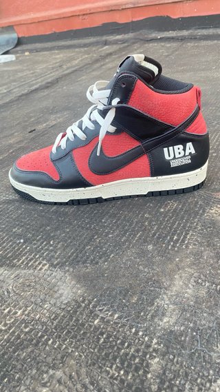 Nike Dunk High UBA (Negro/Rojo)