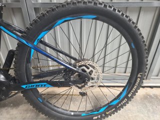 Bicicleta Eléctrica Giant Fathom E+ 2
