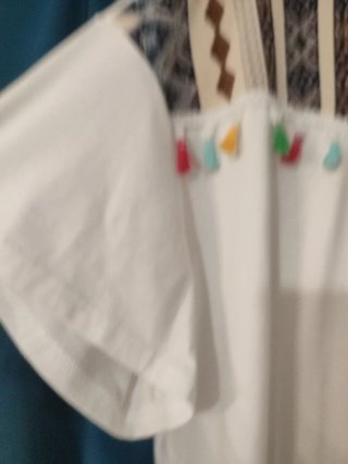Conjunto pantalón y camiseta étnica