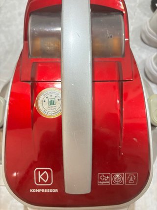 Aspiradora LG Roja con Accesorios