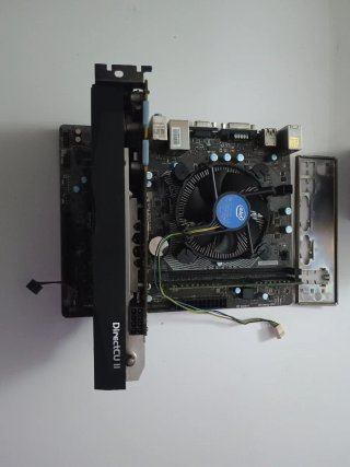 Combo Placa Base MSI + Tarjeta Gráfica ASUS