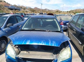 1587903 piloto trasero 1m5115k272ac ford focus 1.6