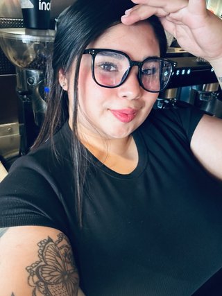 Busco trabajo como camarera
