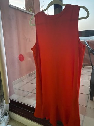 Vestido rojo sin mangas