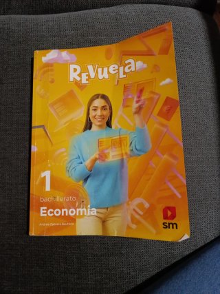 1 Bachillerato, Economía Revuela