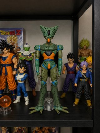 Figura Cell Primera Forma Dragon Ball Z
