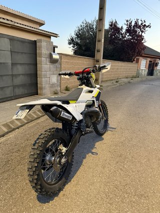 Husqvarna TE 250 2025