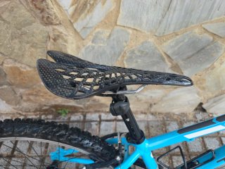 Bicicleta Infantil Trek Azul en buen estado.