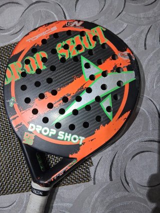8 Pala de pádel de calidad.