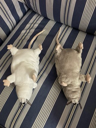 DOS simpáticos y divertidos ratones de IKEA