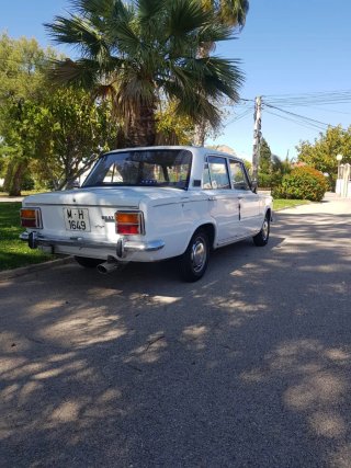 SEAT 124D lujo