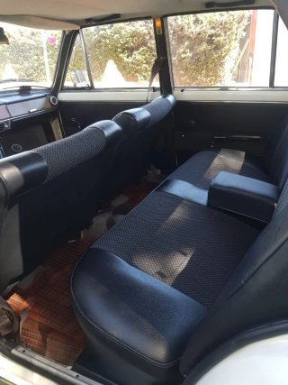SEAT 124D lujo