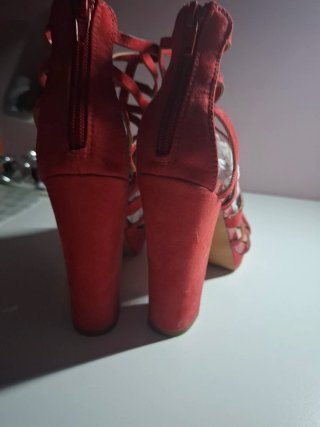 Sandalias tiras coral talla 39