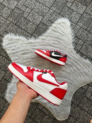 Zapatos Nike Rojos y Negros
