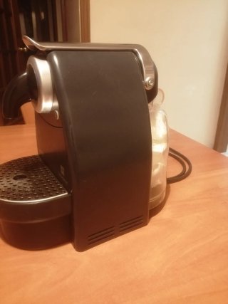 Cafetera Nespresso Krups Negra