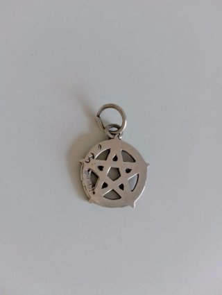 COLGANTE ESTRELLA DE DAVID DE PLATA