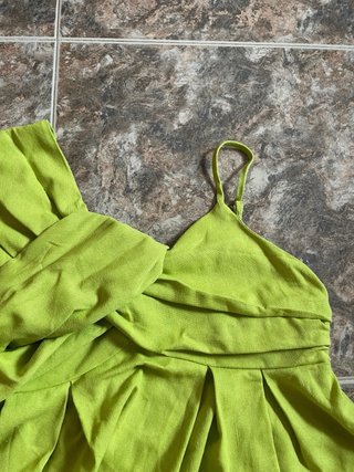 Blusa Shein verde tirantes talla S