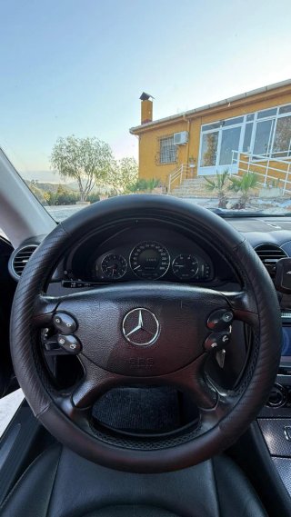 Mercedes-Benz  CLK 2004