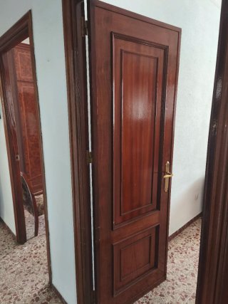 7 Puertas Madera con Marcos
