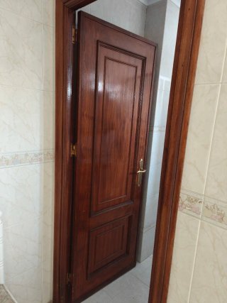 7 Puertas Madera con Marcos