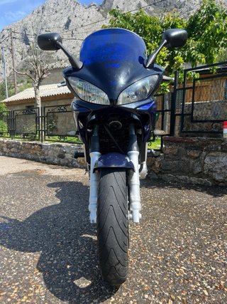 Yamaha Fazer 600