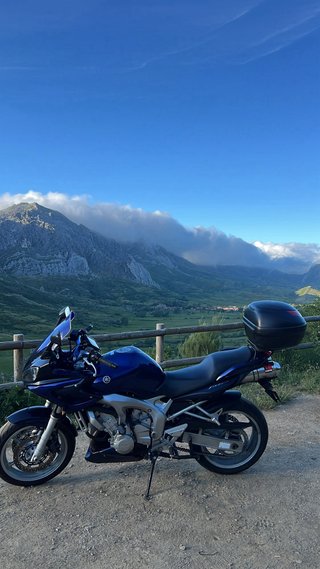 Yamaha Fazer 600