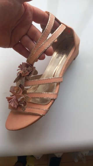 Sandalias fiesta Pitti doradas y naranjas T.36