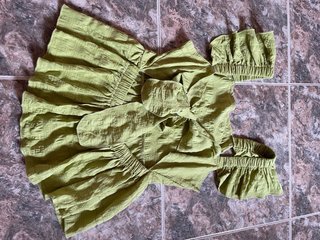 Blusa Shein verde tirantes talla L