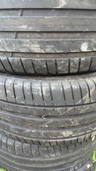 neumaticos 255-45-20 105Y MICHELIN