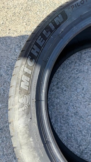 neumaticos 255-45-20 105Y MICHELIN