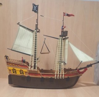 Barco Pirata Playmobil con Accesorios