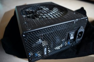 Corsair RM750x Fuente Alimentación 750W