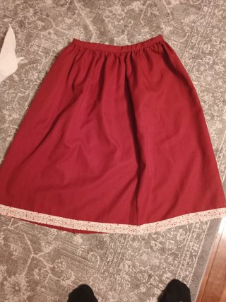 Traje casera niña con delantal y pañoleta.Talla 8