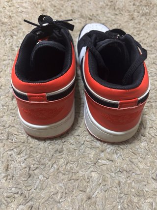 Air Jordan 1 Low SE Negro Rojo Blanco