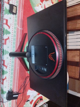 Monitor Negro y Gris