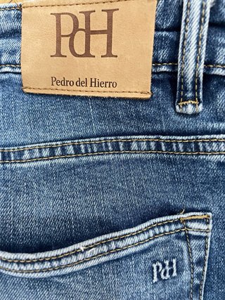 Pantalon vaquero talla 42