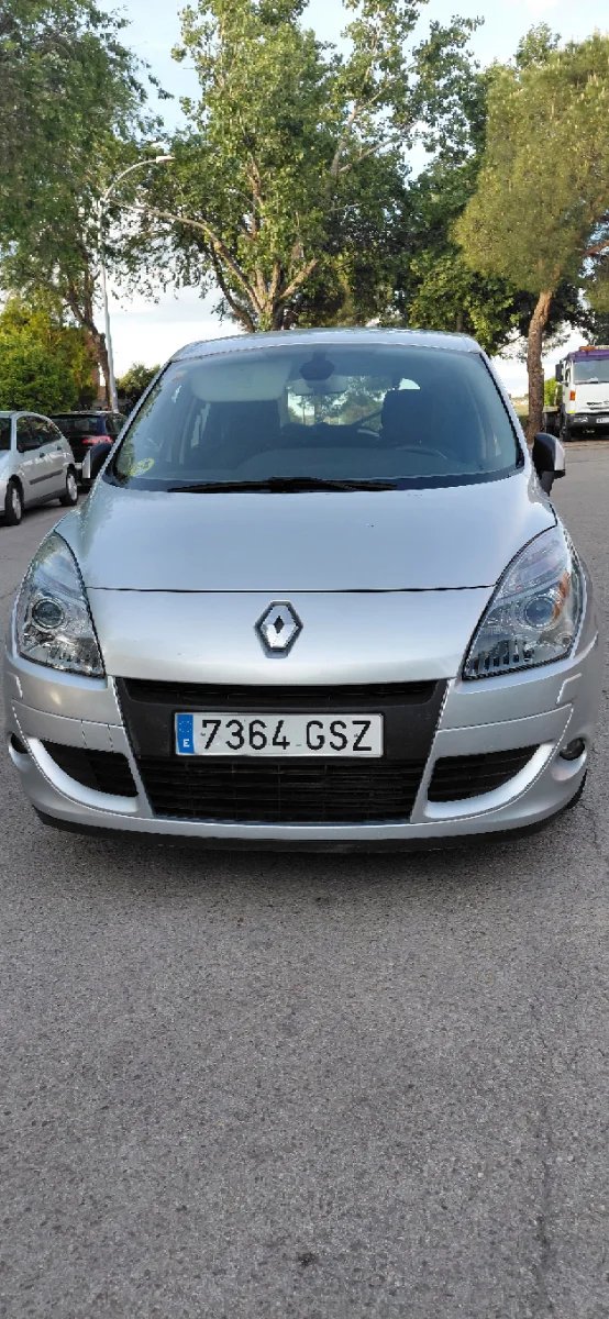 Renault Scenic 2010 - foto 1