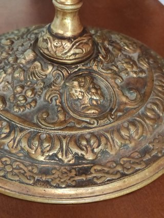 Lámpara antigua de bronce estilo Bouillotte