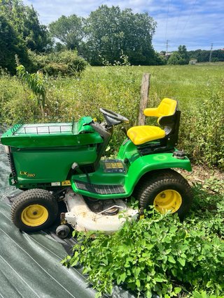 Tractor John Deere LX 280 Cortacésped