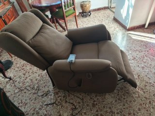 Sillón reclinable motorizado tela