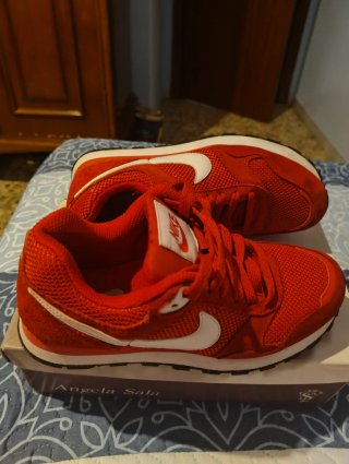 Zapatillas Nike Mujer Talla 36.5 Rojas