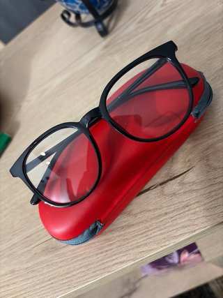 Montura de gafas negra