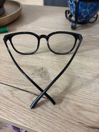 Montura de gafas negra