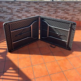 Mesa y 4 Sillas Terraza Plegables